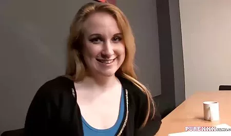 - ஒரு வருகையுடன் செக் ஆபாச நடிகை 2018