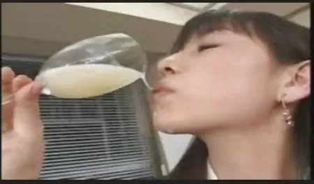 இளம் ஆபாச செக் பொன்னிற இரட்டை செக்ஸ் அவரது மாமா வீட்டில் குளியல்