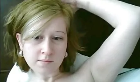 கவர்ச்சி செக் தெருக்களில் ஆபாச வீடியோக்கள் கருங்காலி டீன் Anaya தேடி ஒரு டாடி விரும்பும் செக்ஸ்