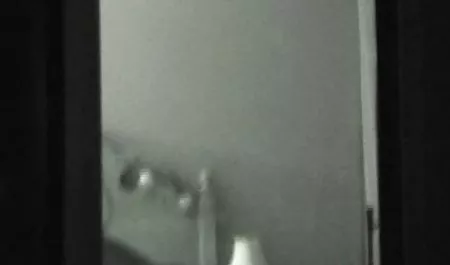 -அழகு-தேவதைகள் செக் prno - பிங்க் முயல் அழிக்கப்பட்ட ஒரு அழகி