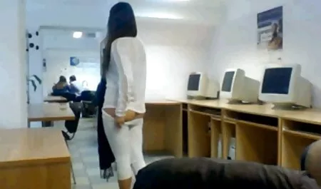 Stepsister காதல் WTF ஆபாச செக் தெருக்களில் !