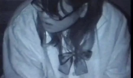 Kahe எமிலி டீன் twat நிரப்பப்பட்ட பழைய செக் ஆபாச கார் டெஸ்க்