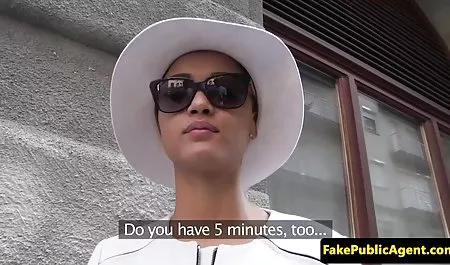 தனியா செக் ஆபாச முதிர்ந்த செக்ஸ் fucked ஒரு விசித்திரமான