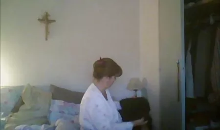 கவர்ச்சியாக கொழுப்பு உள்ளது, மீண்டும் செக் ஆபாச பொது மற்றும் பிரஞ்சு, அவரது ஈரமான