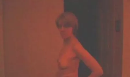 செர்ரி செக் ஆபாச ஆன் டாப்