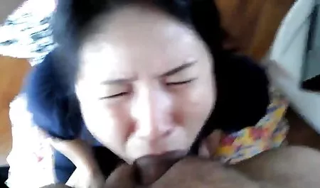 யார் பிச் மத்தியில் இந்த செக் ஆபாச செக்ஸ் மனைவிகள்?