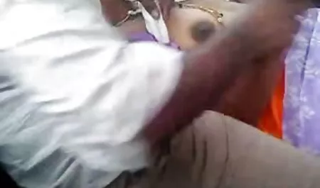 சந்தோஷமாக செக் ஆபாச மொழிபெயர்ப்பு