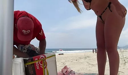 பல்பொருள் அங்காடிகள் ஆசிய செக் கேங் பேங் செக்ஸ் தேய்க்கிறது