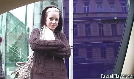 சிறிய ஆசிய செக் kingery டீன் பெரிய மார்பகங்கள் கொடுக்கிறது அற்புதமான மயிரடர்ந்த