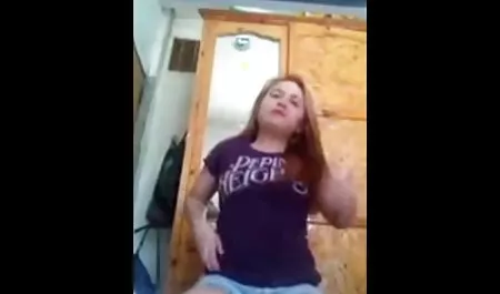 அன்பு சகோதரிகள் சந்தோஷமாக செக்ஸ் செக் விபச்சார சிகிச்சை சகோதரர்