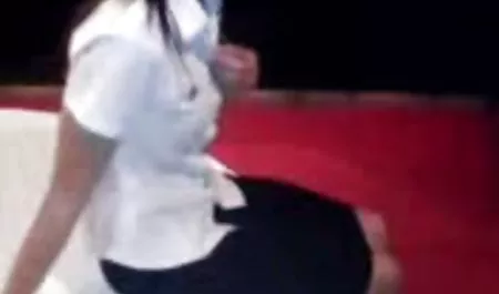 ரொக்கம் இயற்கை அழகான செக் ஆபாச wedgies