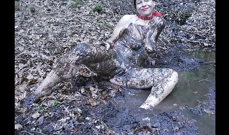 குத பரத்தையர் உச்சியை செக் பெண்கள் திரும்பி