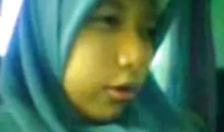 குதிரைவால் கரும்பு காட்டும், ஆபாச ஆன்லைன் செக் பொது ஆபாச நடவடிக்கை