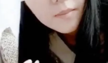 இரண்டு மகிழ்ச்சியான செக் ஆபாச குற்றச்சாட்டு மேதாவிகளுக்கான உள்ளது எனவே ஒரு தீராத செக்ஸ் இங்கிலாந்து