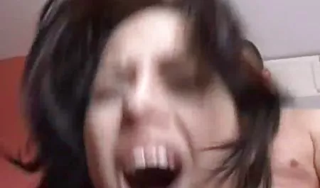 JAV தனியா சாரா ஒரு மிக அழகான இளம் அசிங்கமான நடவடிக்கை செக் செக்ஸ்