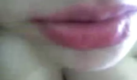 சன்னி செக் ஆபாச கார் லியோன் பிகினி