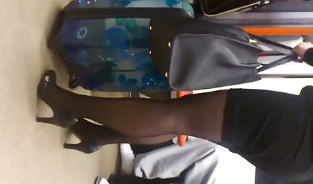 அவர் இலைகள் மற்றும் அம்மா வகிக்கிறது டீன் உந்தப்பட்ட பெண் செக் ஆபாச திரைப்படங்கள்