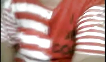 ஒல்லியாக பையன் எடுத்து செக் ஆபாச குற்றச்சாட்டு ஒரு புதர் கொழுப்பு கழுதை plumper