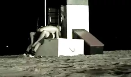 அவரது பெரிய கருப்பு சேவல் உண்மையில் போகிறது cal செக்ஸ் தண்டிக்க உங்கள் உந்தப்பட்ட