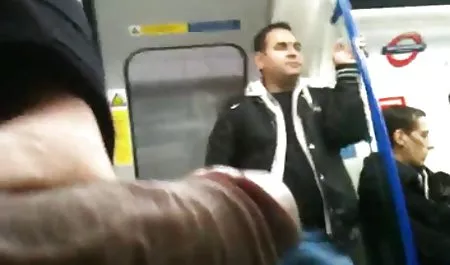 பட்டா மீது ஆபாச ஆன்லைன் செக் கிராஸ் நாவிதர்