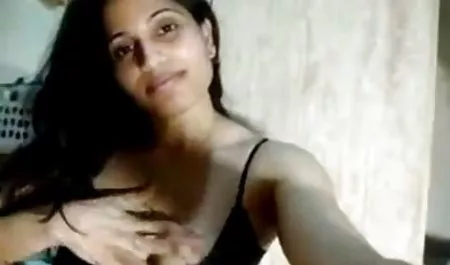 2 ரியல் சிறைச்சாலை மற்றும் வாடிக்கையாளர் செக் ஆடுவது