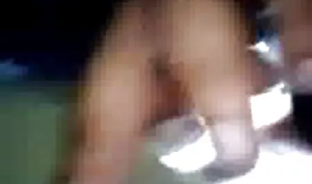 டாடி செக் pornoholio பிடித்து, ஜெர்மன், பெரிய மார்பகங்கள், பச்சை படி மகள் விழுங்க