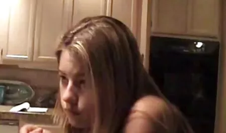 காரன் செக் பெண்கள் பணம் தங்க நிற பல பளப்பான முடி. கிறிஸ்டி