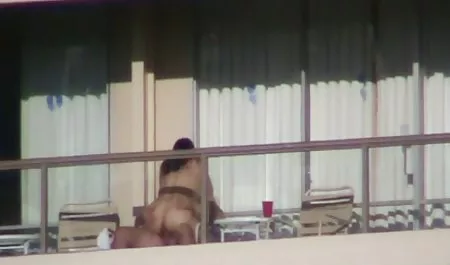 லெஸ்பியன் ஊர்சுற்றுவதற்கு படுக்கையில் செக் pornocasting