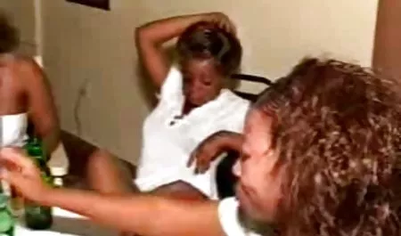 ஜேர்மன் பொன்னிற செக் ஆபாச பார்க்க அமெச்சூர் FIFOCHKA அழைத்து அமெச்சூர் ஹோட்டல்