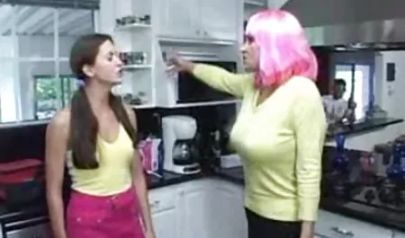 அவளை கொடுக்க செக் ஆபாச to watch ஆன்லைன் சேதம்