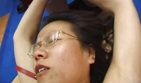 Bratty சகோதரி, அவர் ஒப்புக்கொள்கிறார் அவளை செக் கேங் பேங் சுய இன்பம், S6:E12